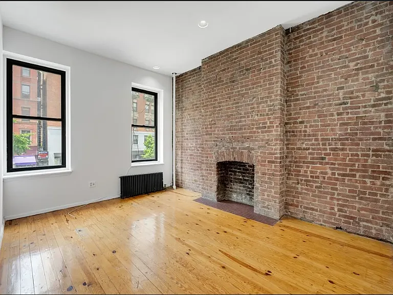 207 Columbus Ave #B — Photo 2