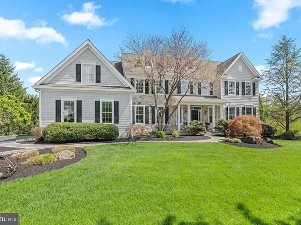 56 Lily Pond Ln, Chester Springs, PA 19425