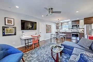 510 Queens Rd — Photo 40