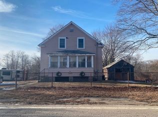 5 Birch Swamp Rd, Warren, RI 02885