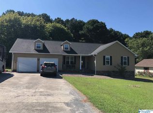 609 8th St NW, Arab, AL 35016