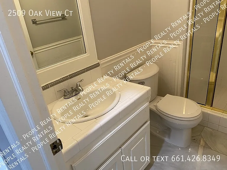 2509 Oak View Ct — Photo 25