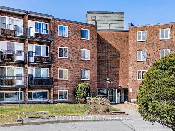 2041 Arrowsmith Dr #402C, Ottawa, ON K1J 7V7