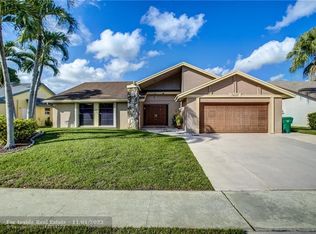 7433 NW 48th Ct, Lauderhill, FL 33319