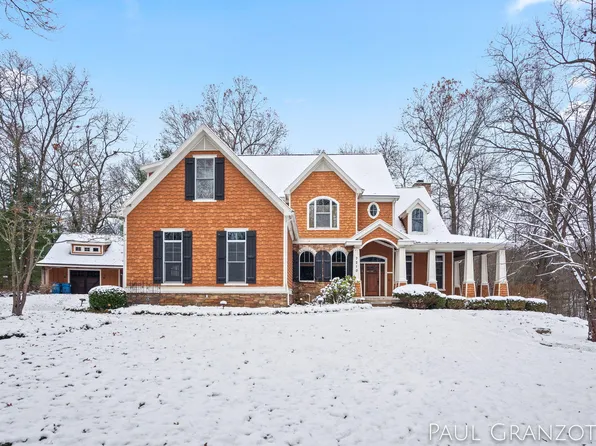 7210 Kempter Dr NE, Belmont, MI 49306