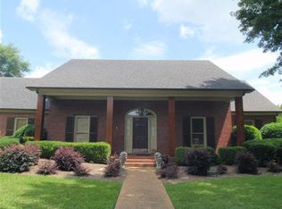 107 Oak Hollow Dr, Madison, MS 39110