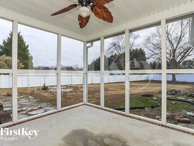 132 Mary Ln — Photo 13