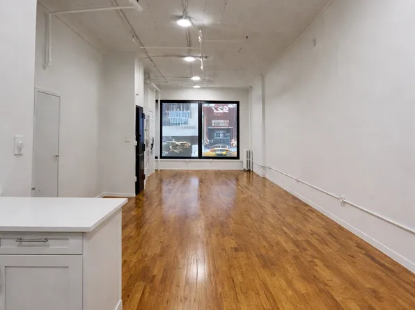 927 Broadway image 1 of 6