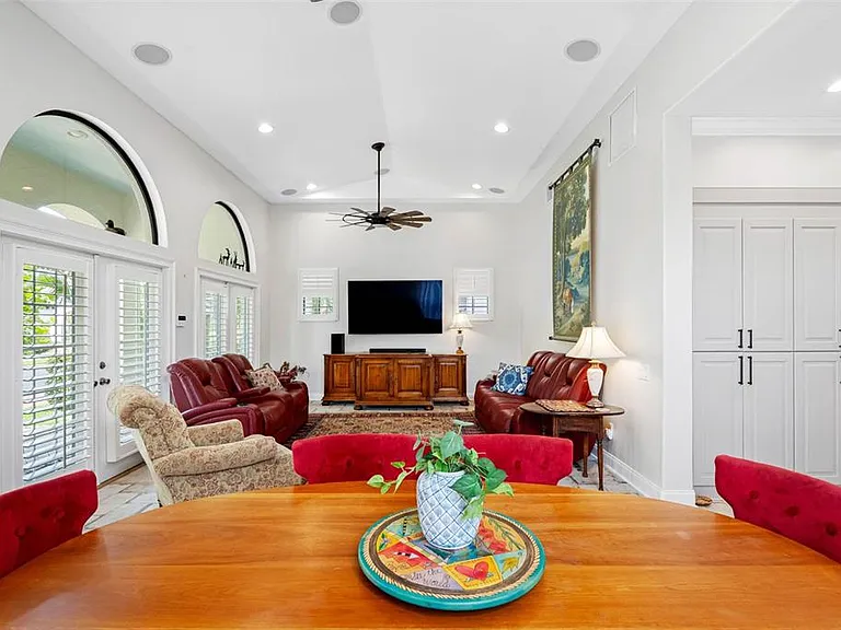 6022 Beacon Shores St — Photo 14