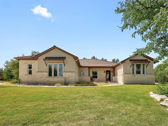 5th image of 105 Arrowhead Rd