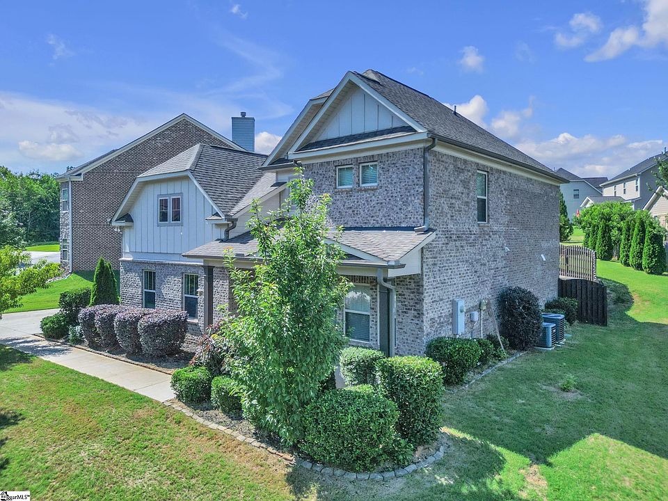 1st image of 14 Park Vista Way