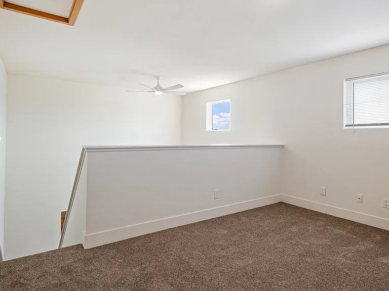 Coopers Landing Apartments — Photo 60
