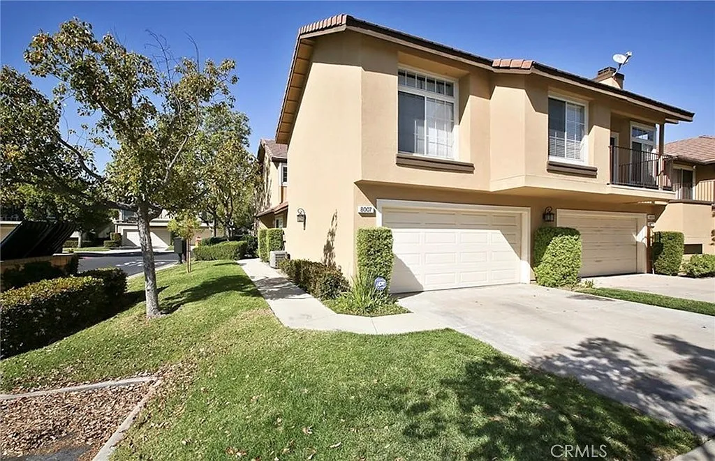 3 bed, 1615 sqft, $3,999 — Photo 1