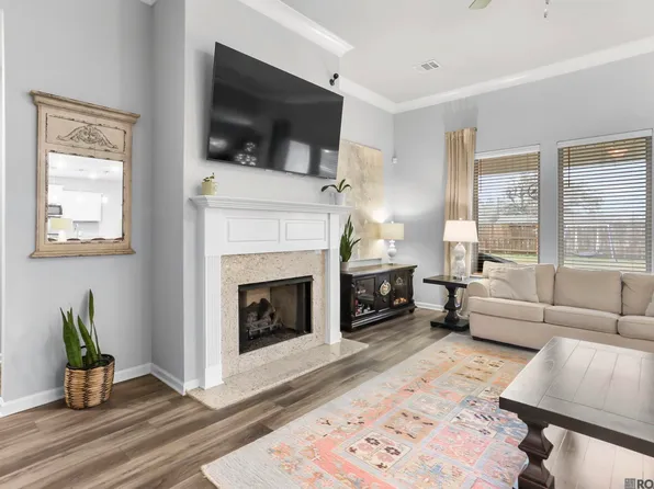 39311 Park Oak Ave, Prairieville, LA 70769