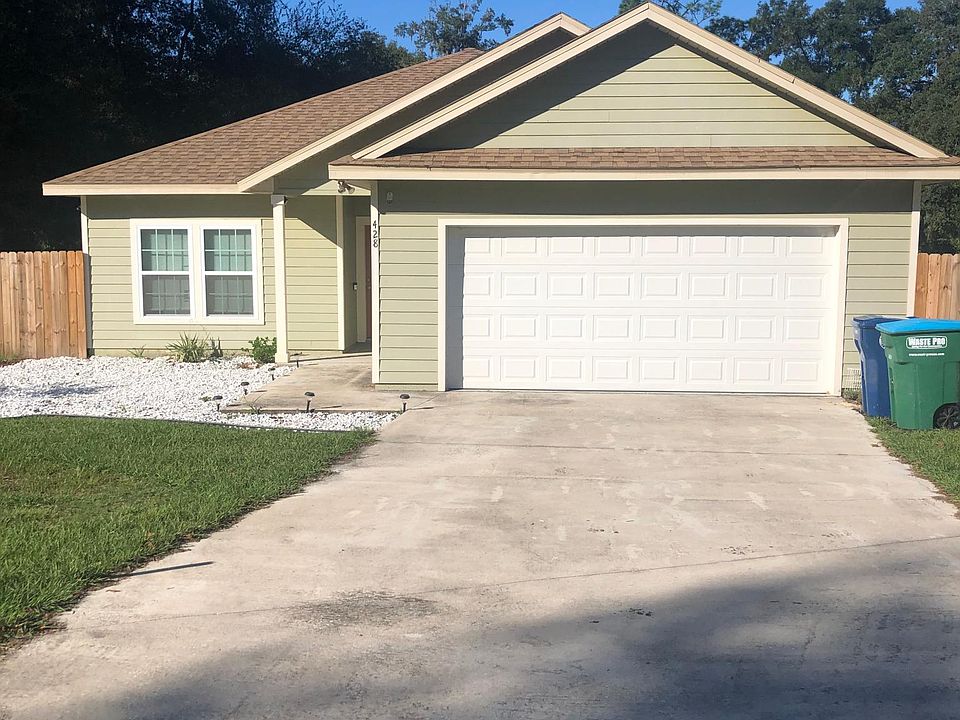 1st image of 428 NW 258th Way