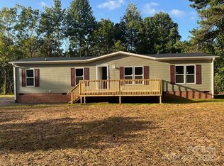 958 Pinnacle Church Rd, Nebo, NC 28761