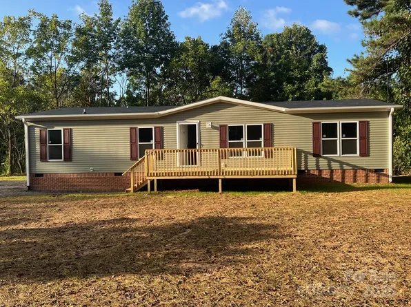 958 Pinnacle Church Rd, Nebo, NC 28761