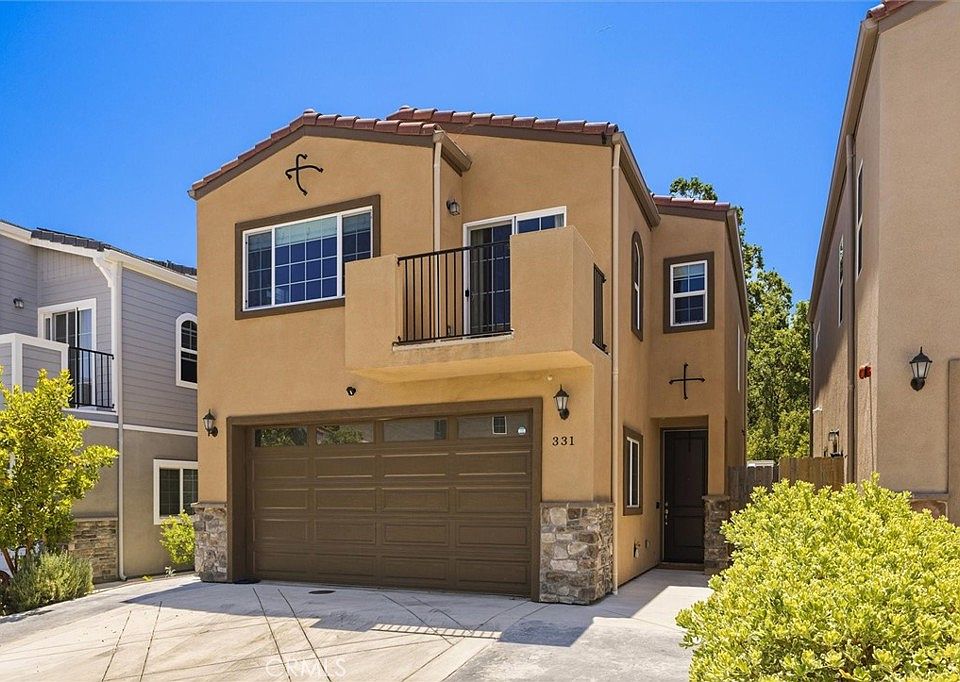 1st image of 331 Calle De Pueblo