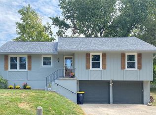 8613 N Campbell St, Kansas City, MO 64155