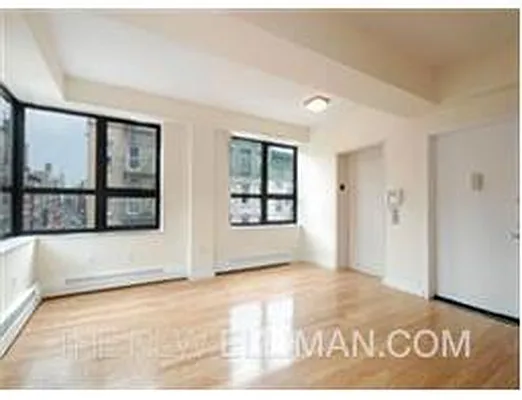 Rented by Douglas Elliman | media 14