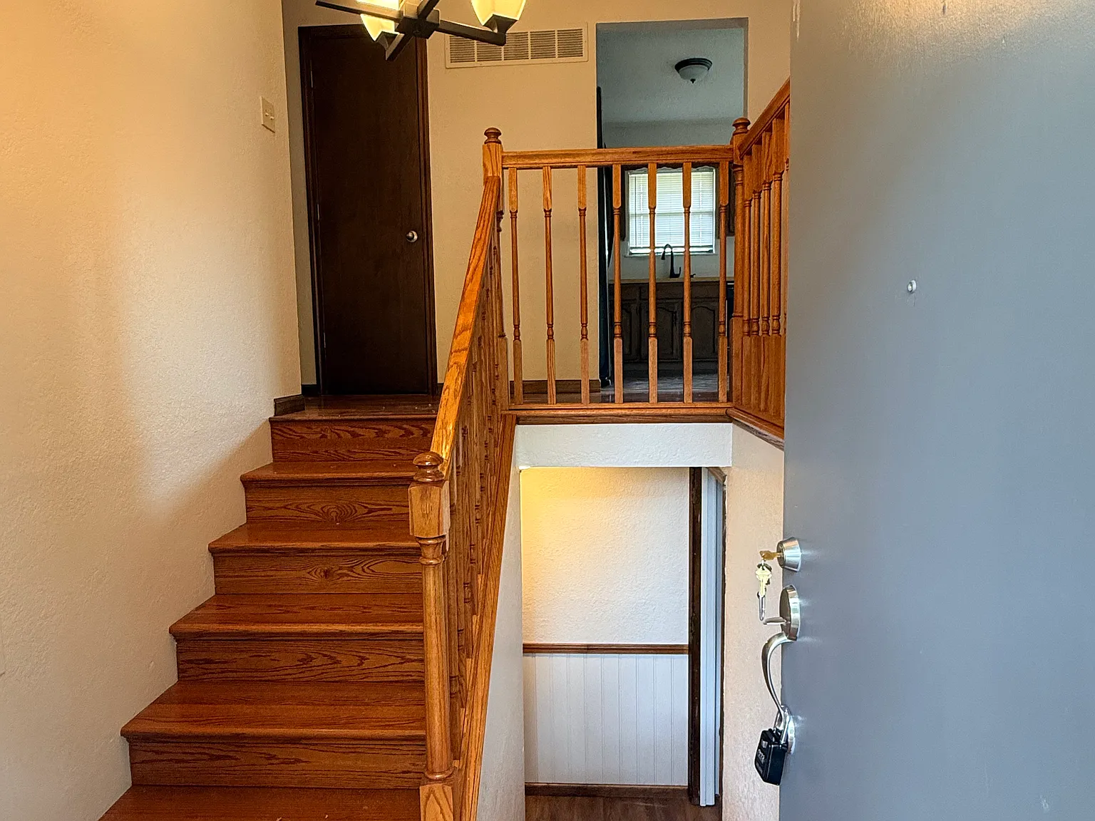 3 bed, 1317 sqft, $1,850 — Photo 1
