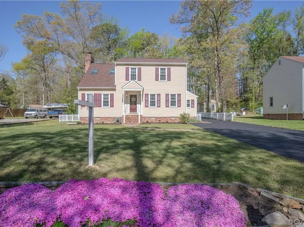 4906 Black Oak Rd, North Chesterfield, VA 23237