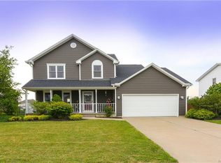 2179 Buttermilk Ln, Lake View, NY 14085