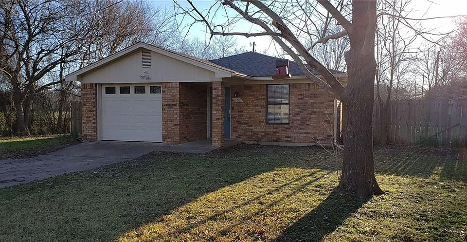 1st image of 405 Brannan Dr