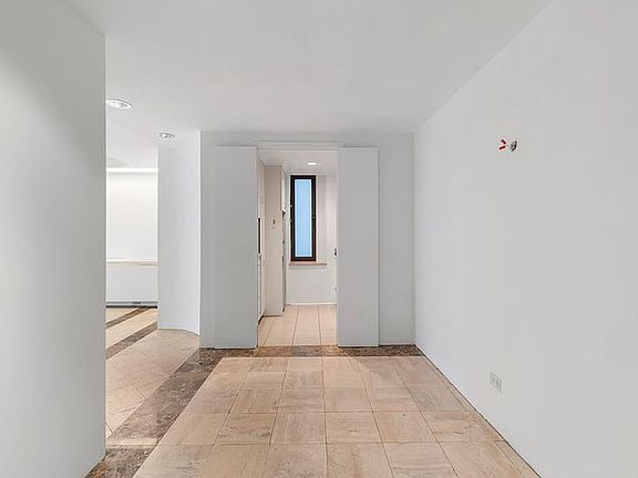 4th image of 750 Park Ave APT 8C