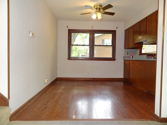 3rd image of 2312 Dusseldorf Dr