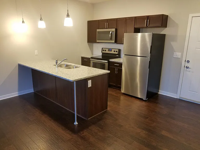 1122 Litton Ave #117 — Photo 2
