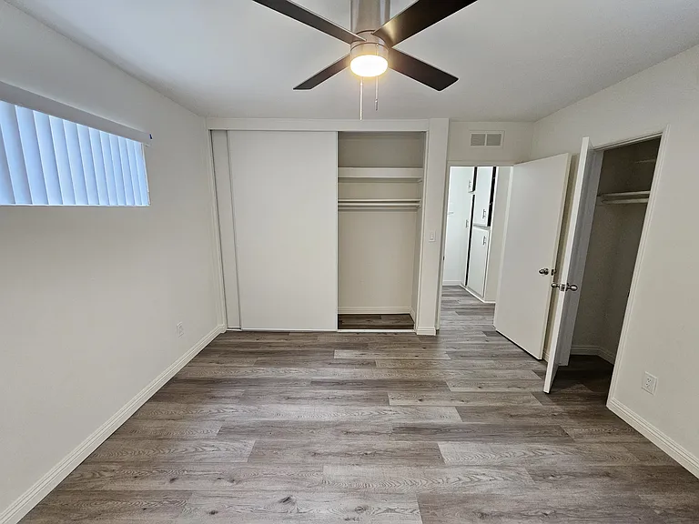 916 N Sierra Bonita Ave — Photo 16