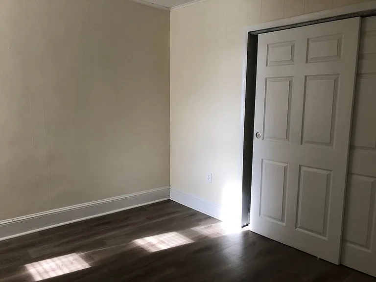 181 Anderson St — Photo 13