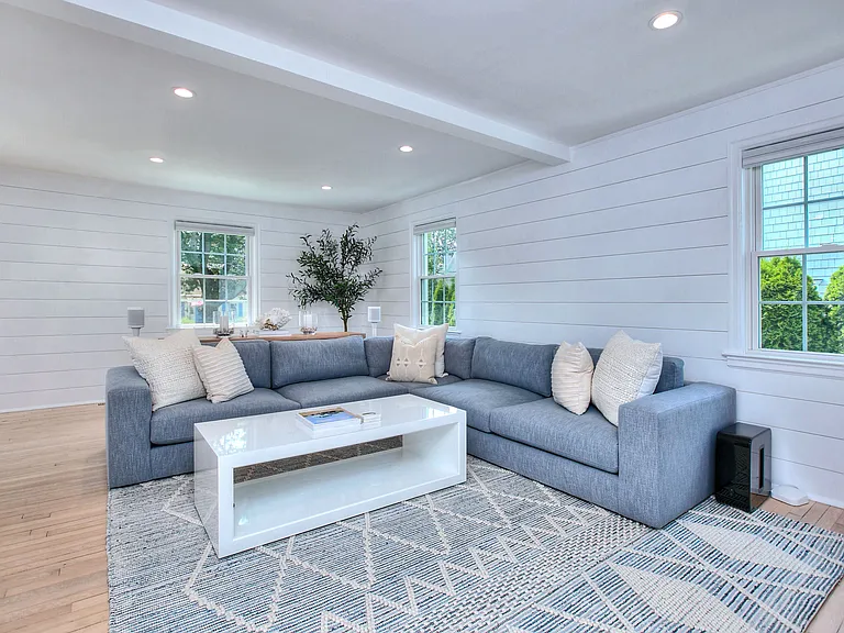 537 Penfield Rd — Photo 13