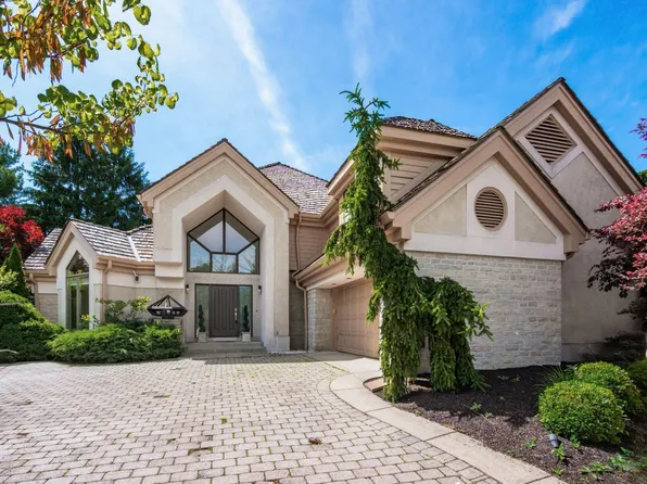 8936 Lea Ct, Dublin, OH 43017