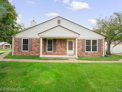 1426 Dover Hl S, Walled Lake, MI, 48390