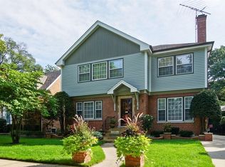 811 S Home Ave, Park Ridge, IL 60068