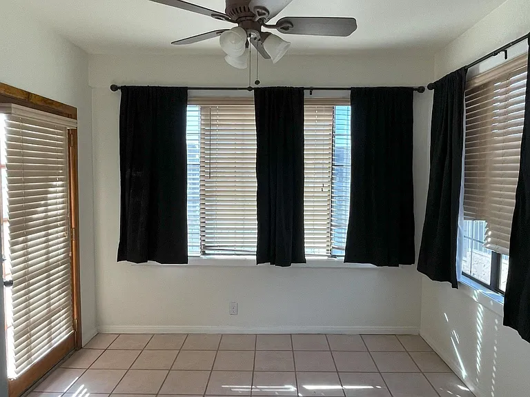 18135 Lakeview Dr — Photo 8