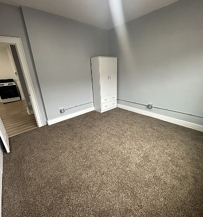 4th image of 2654 N Moreland Blvd APT 29