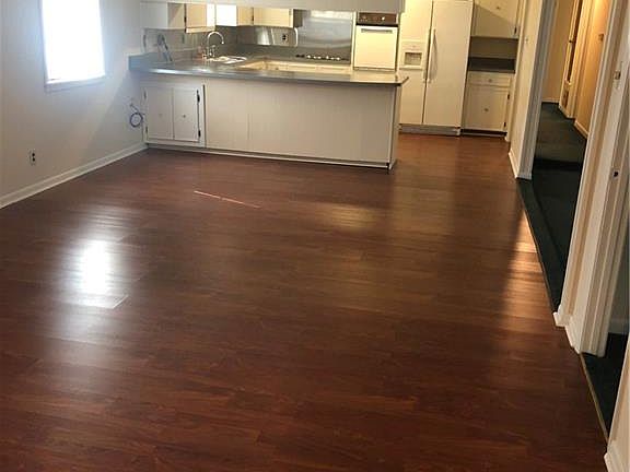 2nd image of 5903 SE Oran Ave SW