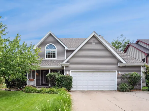 5517 Kensington Cir, Johnston, IA 50131