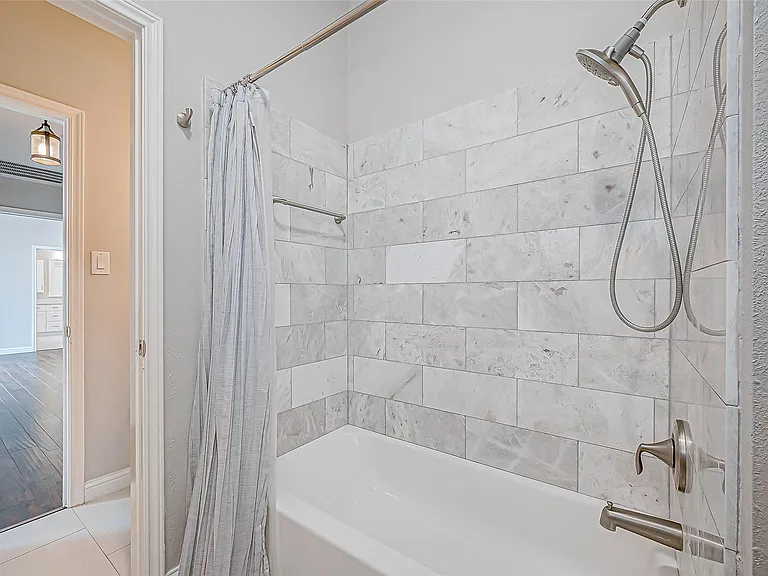 5410 Portage Rock Ln — Photo 31