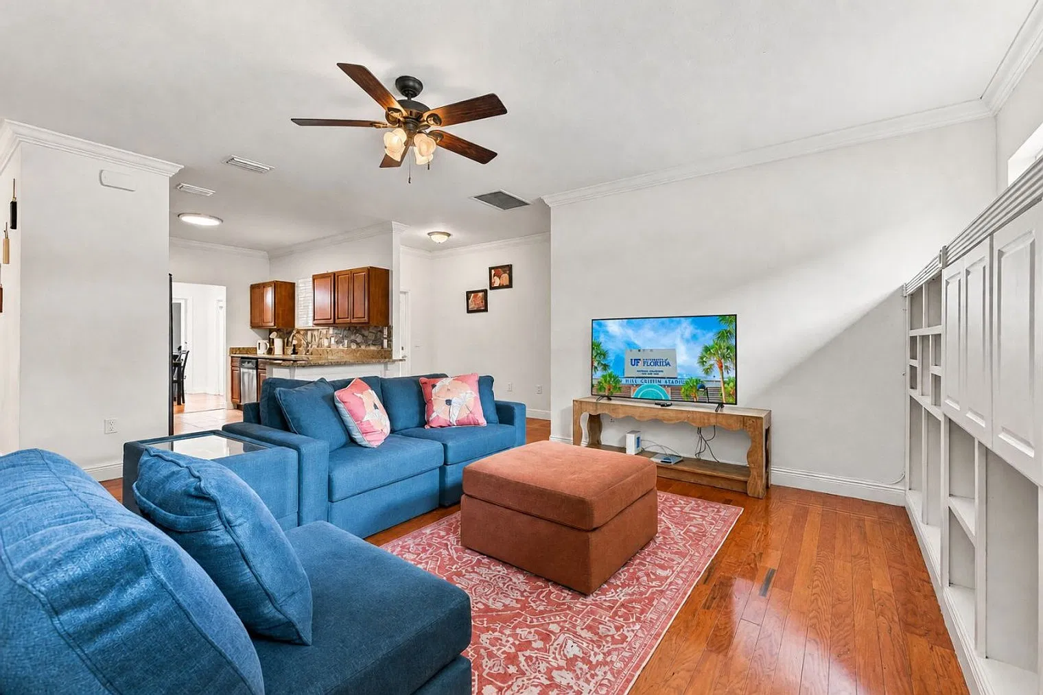 3 bed, 2.0 bath, 1582 sqft, $4,910 — Photo 1