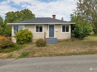 2042 E 18th St, Bremerton, WA 98310