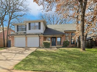 4502 Amesbury Cir, Grapevine, TX 76051