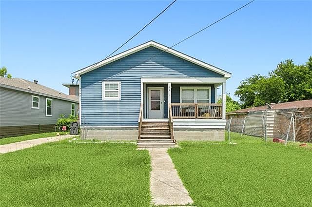 1st image of 4619 Wilson Ave