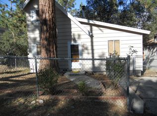 366 San Bernardino Dr, Sugarloaf, CA 92386