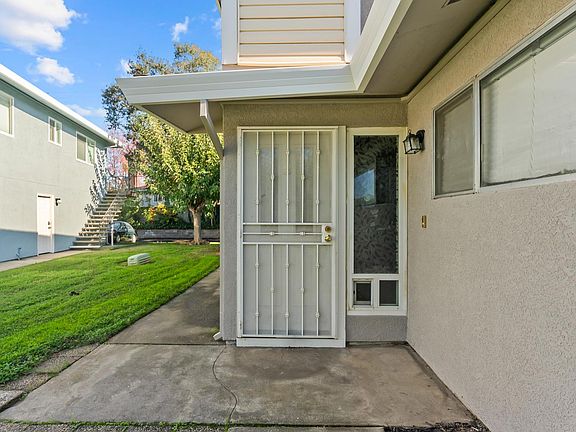 3rd image of 9094 Pinata Way APT 2