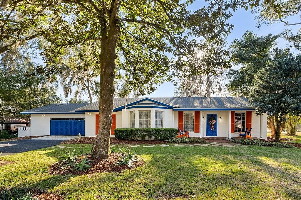 2737 SW 4th Pl