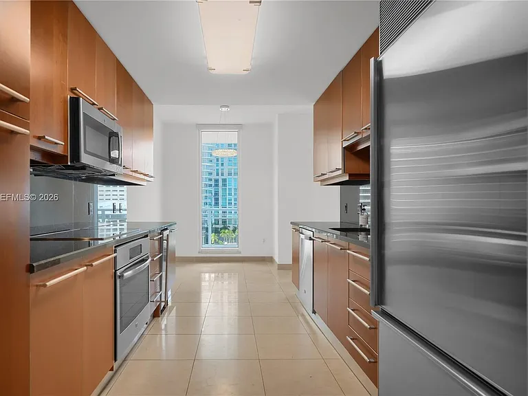 901 Brickell Key Blvd #L05 — Photo 10